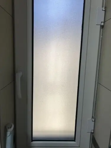 (吉朵芸)纯白磨砂环保免胶静电浴室卫生间玻璃贴膜透光不透明窗户贴纸