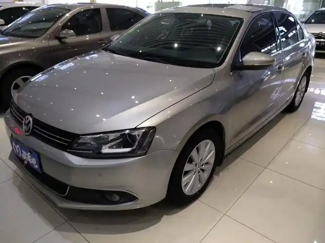 大众速腾 2014款 1.4t 自动 豪华型 (国Ⅳ)