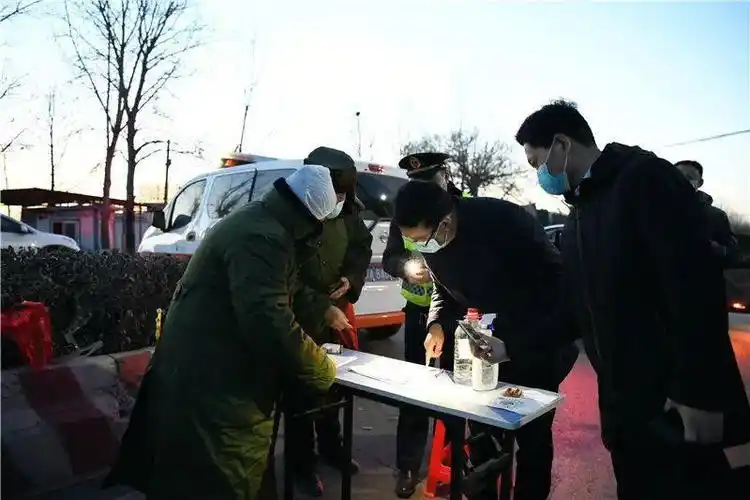 王彦芳督导检查我县疫情防控工作