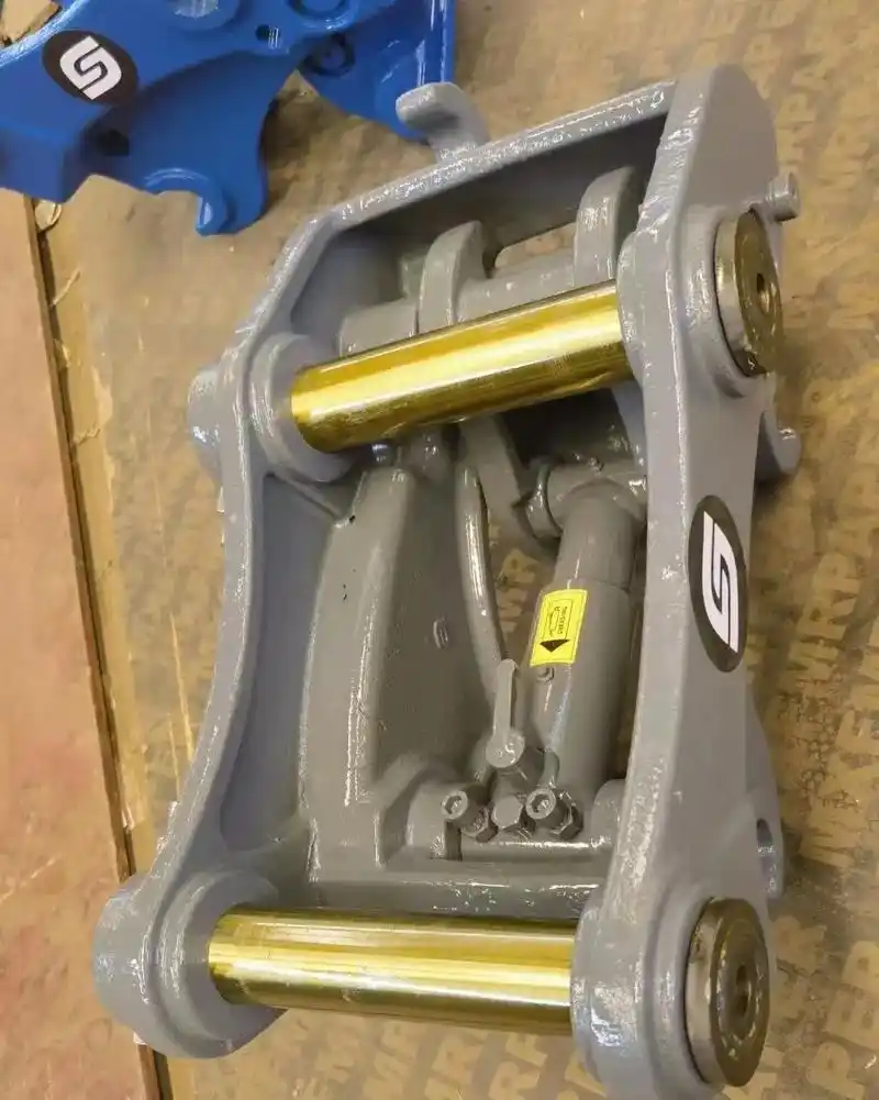 挖掘机铸钢快换接头