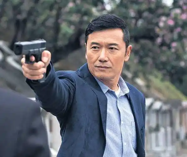 "最帅杨康"苗侨伟,德艺双馨,隐退归来后依旧风采不减