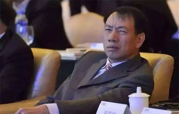 原创福建首富四年级辍学打工23岁一天赚200万家人投奔还看能力