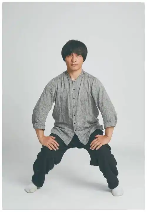 陈照奎秘传的陈式太极拳懒扎衣教程(附详细图解)_右手_身体_重心