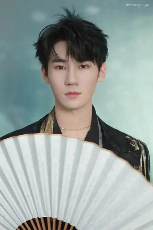 张真源 侠客深情 cr.明日再帅气 - 高清图片,堆糖,美图壁纸兴趣社区