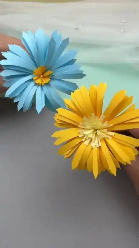 手工花朵,春天到了,来一起做一朵小花花送给你最想送.