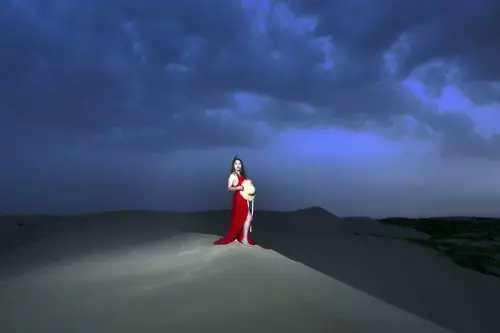 路上视觉辽宁俱乐部组织第十五期摄影活动"宝古图沙漠意境人像"部分