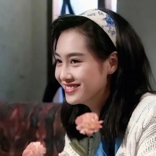 朱茵经典微信头像,明星头像图片-回车桌面