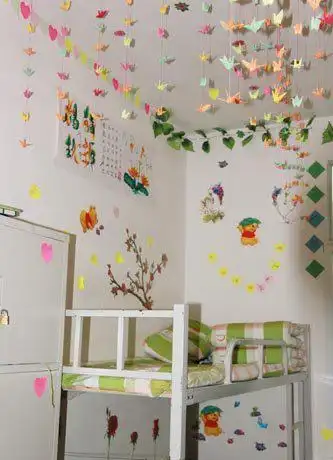 宿舍文化建设别具匠心装饰一新