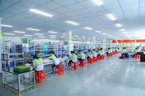 插件车间展示-广东明丰电源电器实业有限公司