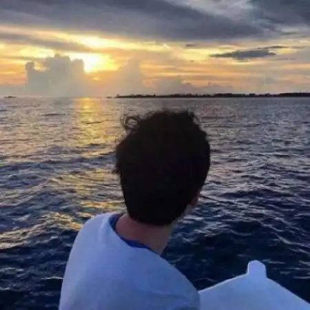 非主流男生个性头像文艺个性有意境的男头