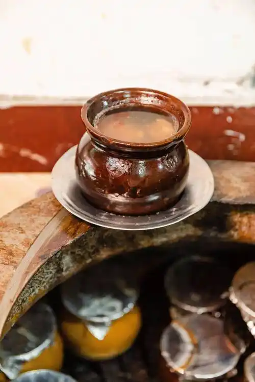 在成都,这家瓦罐汤,是江西人对家的记忆