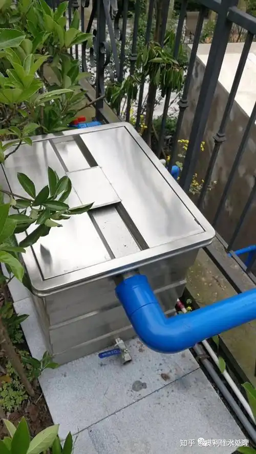 几种鱼池过滤系统的优缺点对比以及一体化鱼池过滤器的优点