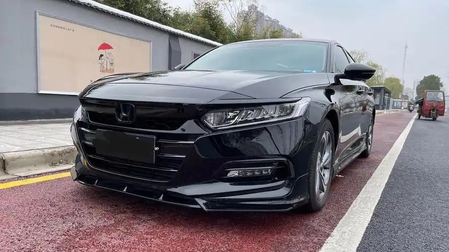 雅阁改装黑武士