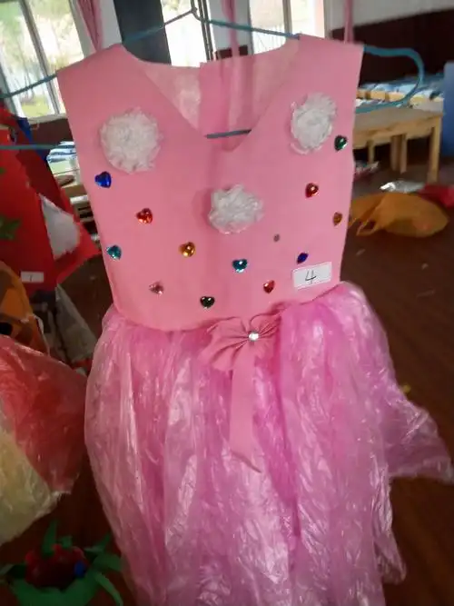 投票啦——长沙县高桥镇中心幼儿园启达班环保服装秀评选大赛开始啦