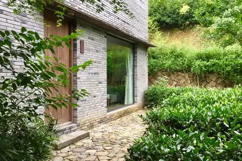 青砖与混凝土之美,颠覆您对最美乡舍的想像