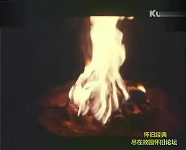 红色 女杰女烈视频好看视频上传时间:1年前时长:02:59怀旧影苑女烈