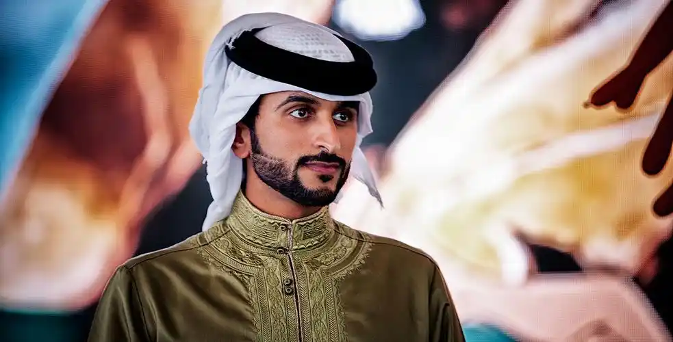 再后是,中东土豪巴林王子要杀进世巡赛,已经将萨甘,尼巴利等顶尖车手