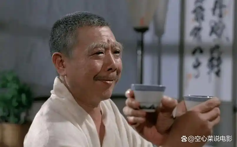 香港龙套演员午马伤后,竟然有这八位影坛大佬为其扶灵_电影_老先生