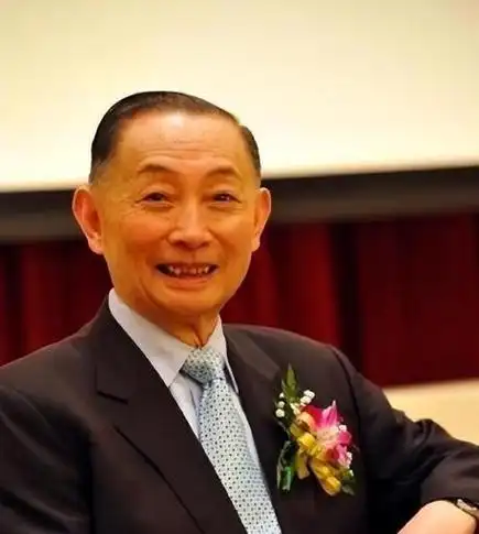 在这些弟子中,董圆圆,李胜素,张馨月和姜亦珊均为当今京剧行业的佼佼