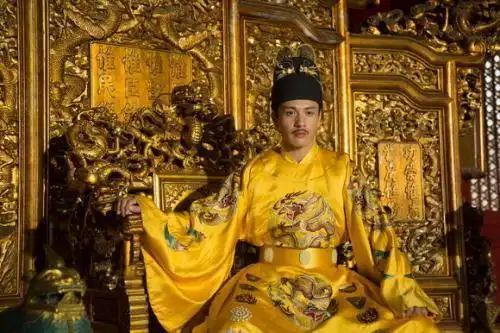 有明一代皇帝不上朝表面上从仁宣开始皇帝也要开始换活法