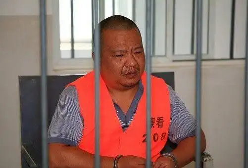 个旧"黑老大"马志保一审判死(组图)