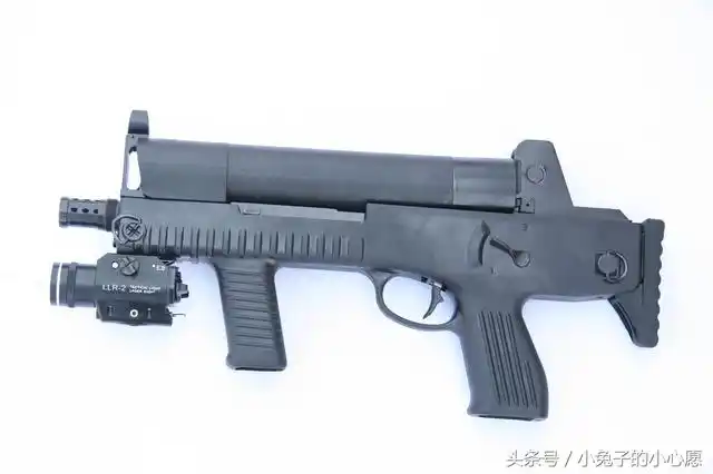 cs/ls06式9毫米轻型冲锋枪