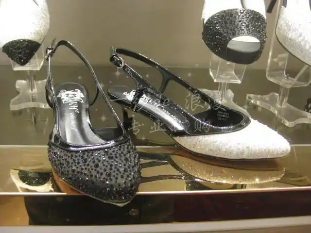 皇冠专柜正品代 vme/舞魅2013春款女鞋1480)vs3a3001 接受验货
