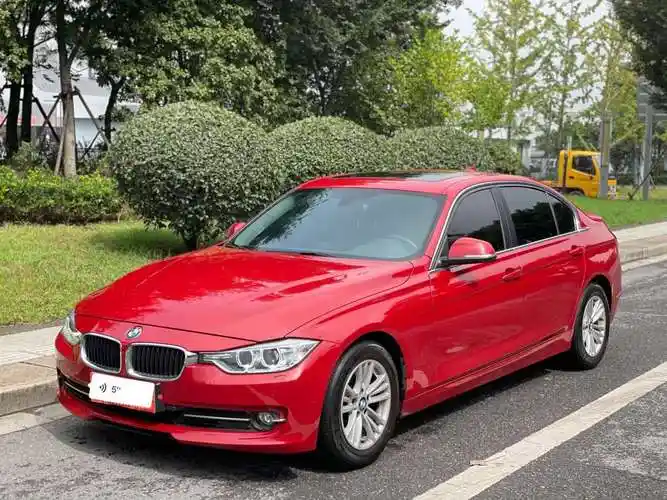 绍兴2015年8月宝马宝马3系2015款320li超悦版时尚型红色手自一体