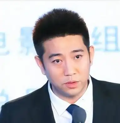 回顾导演李大为33岁成名抛下蒋勤勤另娶妻47岁患癌离世