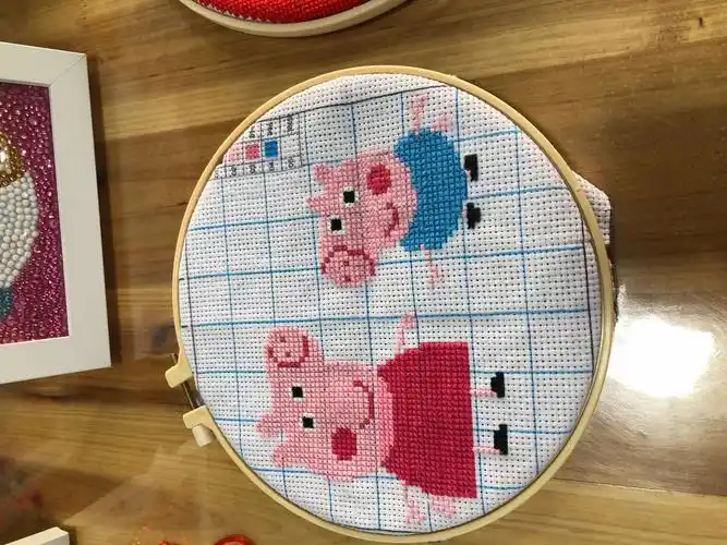 福佑路小学"十字绣"社团作品展