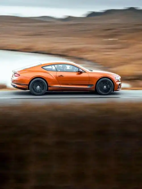 宾利欧陆gt mulliner