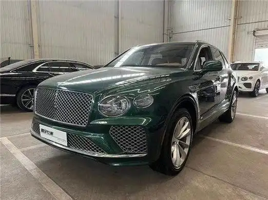 宾利添越v8店内现车多台最新报价258万提车