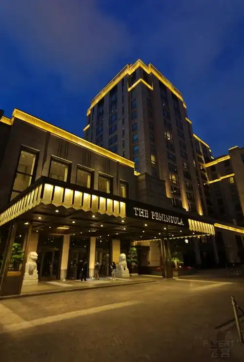 摘要一抵达酒店这周是老婆生日周想着趁着这个理由多拔草几家酒店本来