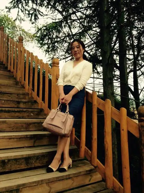 38岁离异女征婚照片(id:98061012)_湖北恩施征婚交友_珍爱网