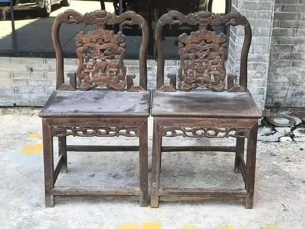 海南黄花梨家具回收在接触很多出售海南黄花梨原木和海南黄花梨家具的