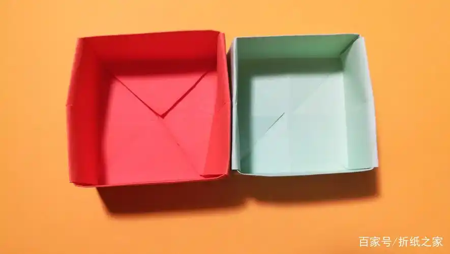 折纸教程:3分钟教会用折纸折出一个收纳盒,非常简单哦