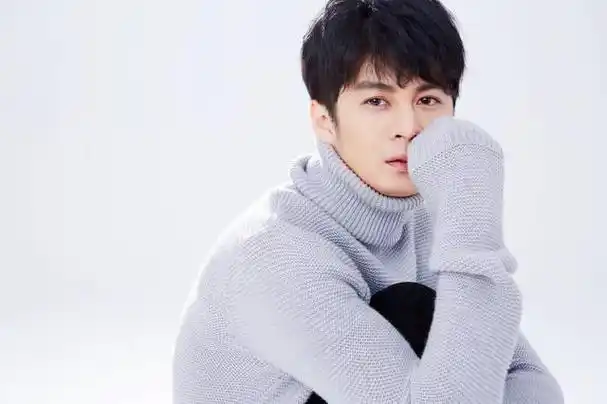 内地女演员 朱杰简历,她是胡歌韩雪同班,低调嫁《好声音》总裁,客串