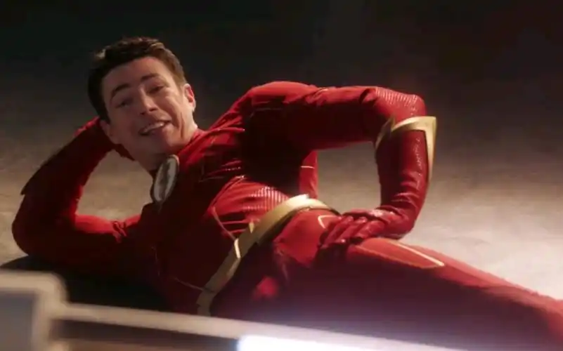 【电视剧】《闪电侠》第七季12集片段1"尴尬的欢乐时刻"_哔哩哔哩