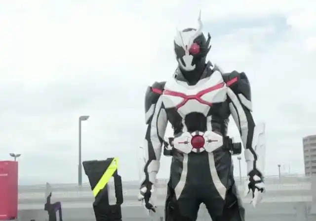 假面骑士01最终boss登场千本樱景严配无限剑制的亚克毒蝎