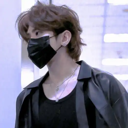 【头像】·蔡徐坤 - 堆糖,美图壁纸兴趣社区