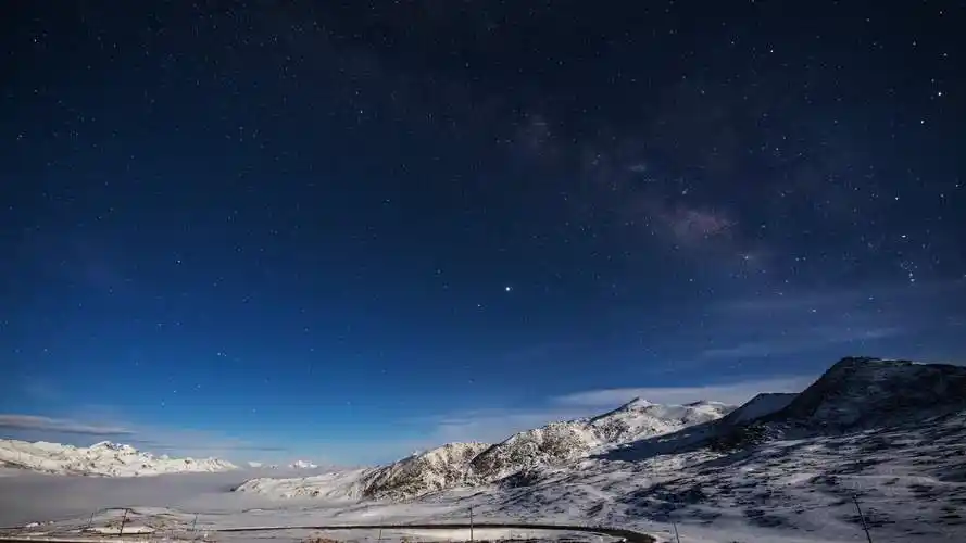 四川康定的月夜星空