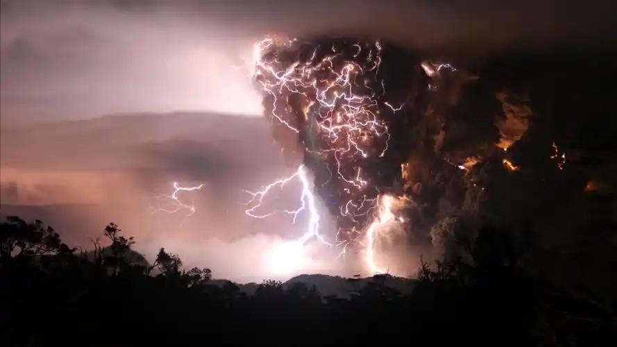闪电风暴震撼图片1318