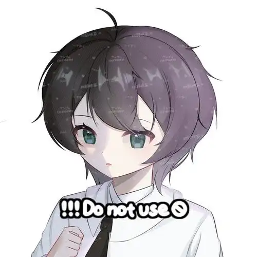 一个漂亮的狼尾小美女