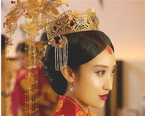 复古宫廷皇后凤冠大气圆形新娘结婚秀禾服头饰流苏汉服夸张发饰品_7折