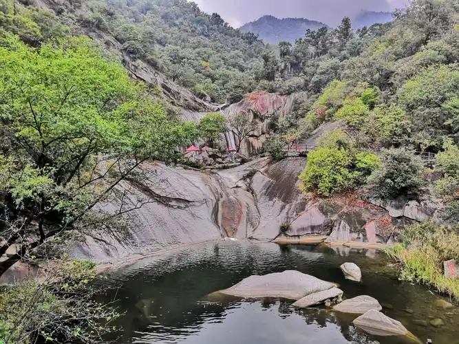 河南西峡县龙潭沟