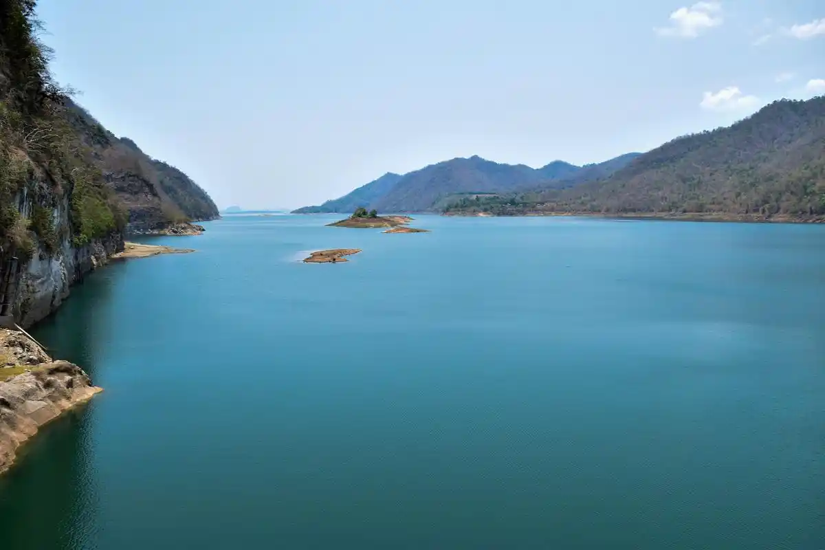 江西有一个被忽略的宝藏湖泊,原名#金秋图文动态创作节# 陡水湖,改名