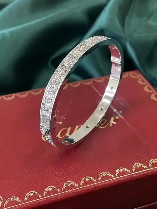 卡地亚love宽版手镯