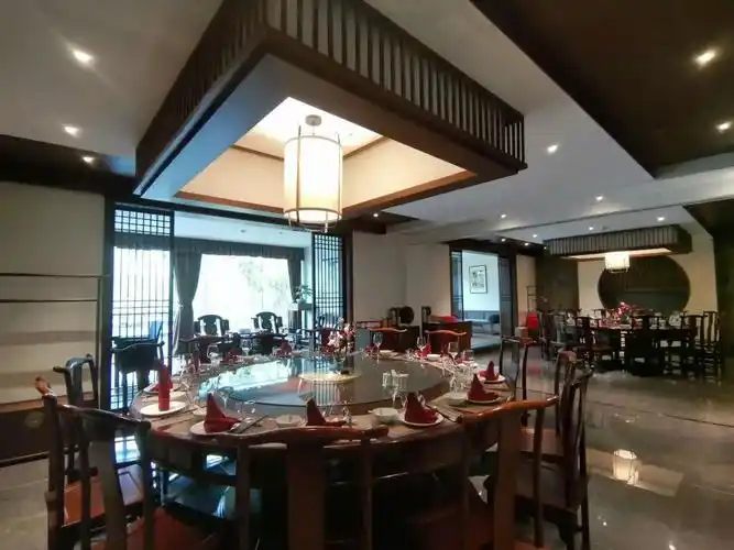 徽州宴---黄山人自己的品牌酒店同聚食业集团旗下五店均可办理充值