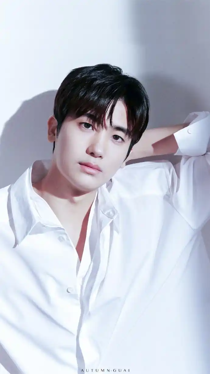 朴炯植高清壁纸走一波~6p真的非常非常非常喜欢这个造型