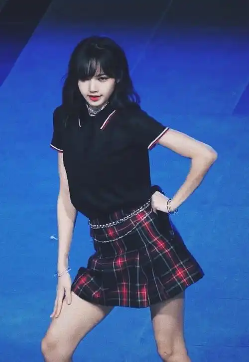 blackpink lisa